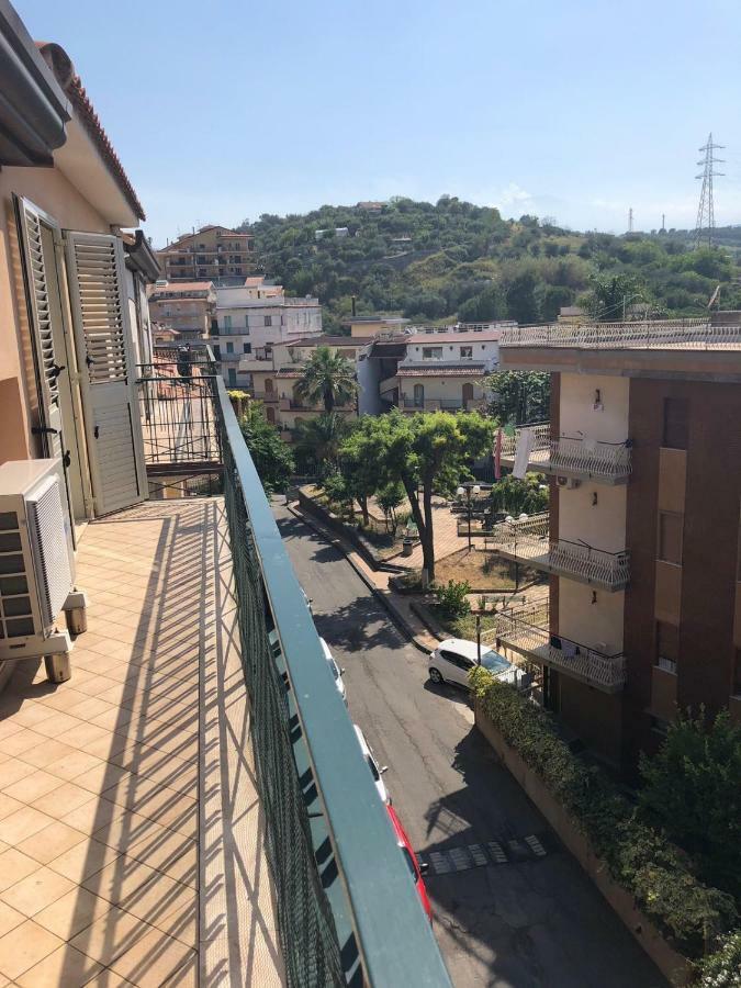 Atticus Apartment Giardini Naxos Exterior foto