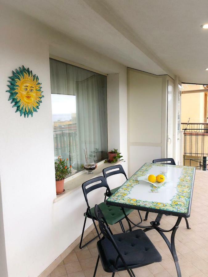 Atticus Apartment Giardini Naxos Exterior foto